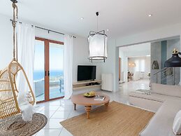 Luxury Villa With Heated Pool 700m to the Beach