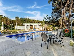 Beautiful Holiday Home With Private Pool