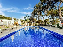 Beautiful Holiday Home With Private Pool