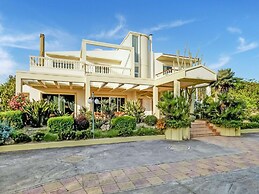 Beautiful Holiday Home With Private Pool