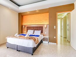 Beautiful Holiday Home With Private Pool