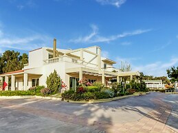 Beautiful Holiday Home With Private Pool