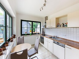 Apartment With Terrace and Garden