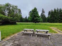 Apartment With Terrace and Garden