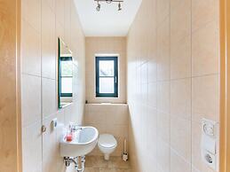 Apartment With Terrace and Garden