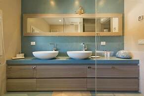 246 Villa Extralusso con Piscina a Manduria