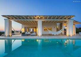 246 Villa Extralusso con Piscina a Manduria