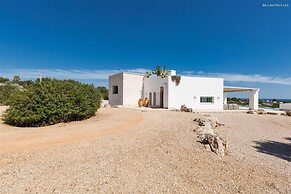 246 Villa Extralusso con Piscina a Manduria