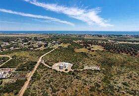 246 Villa Extralusso con Piscina a Manduria