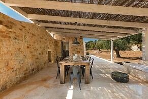 311 Villa con Piscina ad Ostuni