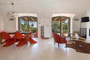 311 Villa con Piscina ad Ostuni