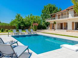 Scenic Villa in Pigadakia With Private Pool