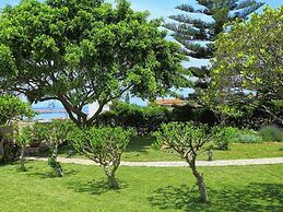 Fantastic Holiday Home in Karteros With Pool