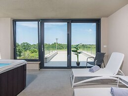 Wonderful Villa With Swimming Pool and Wellness