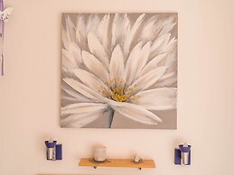 Studio Maro - Studio Apartment With Terrace