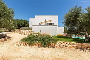 661 Villa con Piscina e Vista Panoramica a Ostuni