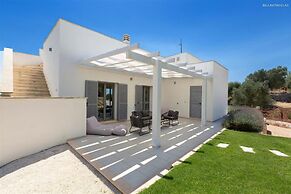 661 Villa con Piscina e Vista Panoramica a Ostuni