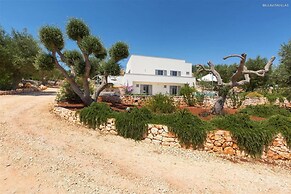 661 Villa con Piscina e Vista Panoramica a Ostuni