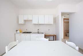 2045 Appartamento Claudio by Barbarhouse