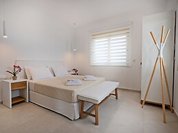 Modern Villa With Private Pool in Plakias