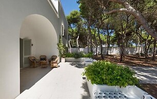 1675 Masseria Villa in Torre Specchia Ruggeri