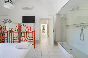 1675 Masseria Villa in Torre Specchia Ruggeri