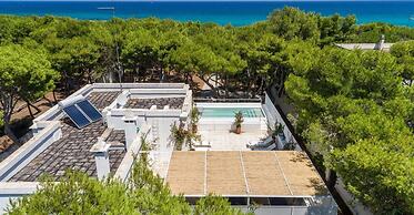 1675 Masseria Villa in Torre Specchia Ruggeri