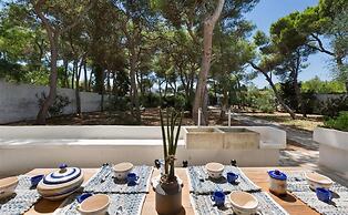 1675 Masseria Villa in Torre Specchia Ruggeri