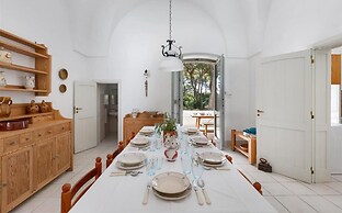 1675 Masseria Villa in Torre Specchia Ruggeri