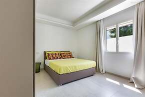 2083 Villa Gea in Matino