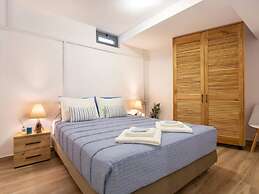 Mesmerising Villa in Plaka Elounda With Pool