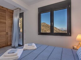 Mesmerising Villa in Plaka Elounda With Pool