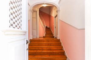 Castelo Typical by Homing