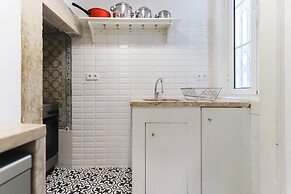 Castelo Typical by Homing