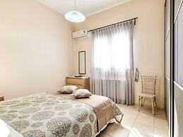 Villa in Adelianos Kampos With Pool