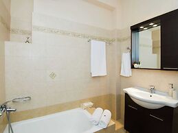 Villa in Adelianos Kampos With Pool