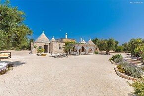 737 Trulli con Piscina ad Ostuni