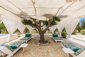 737 Trulli con Piscina ad Ostuni