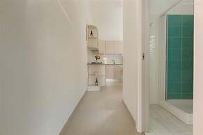 1826 Villetta Solaire