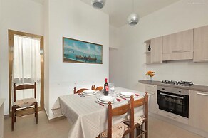 1826 Villetta Solaire