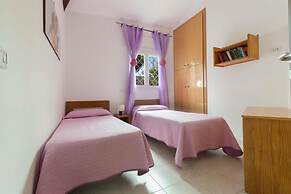 2339 Trilo Imma by Barbarhouse