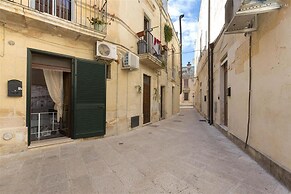 2417 Dimora Santa Croce by Barbarhouse