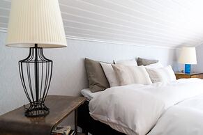 Gorgeous Villa Funkis Strömmen by Sea