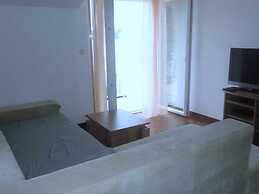 Apartments Marija Slano- Two-bedroom Apartment With Balcony and Sea Vi
