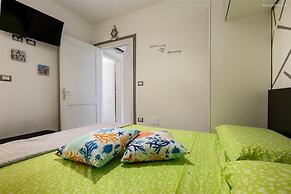 2060 Villetta Krystle