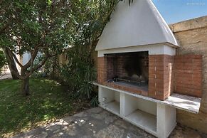 1059 Villa Ariel in Torre Lapillo