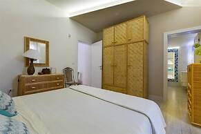 1059 Villa Ariel in Torre Lapillo