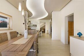 1059 Villa Ariel in Torre Lapillo