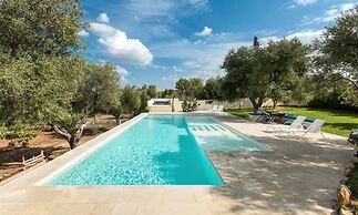 1698 Villa Joy in Ostuni