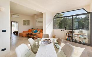 1698 Villa Joy in Ostuni